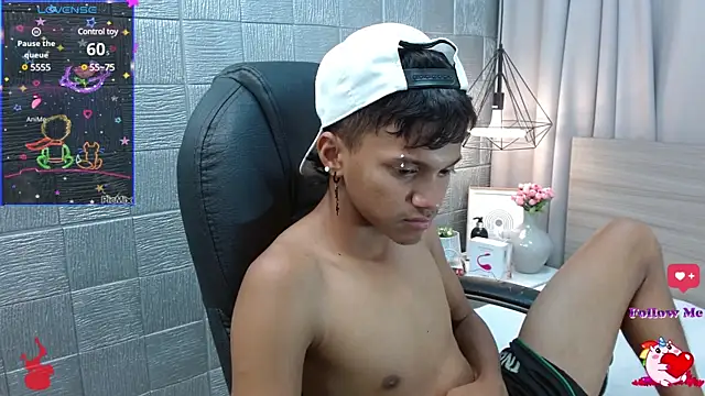 loistwink  online show from February 8, 3:19 am