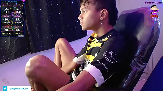 loistwink  online show from March 15, 3:29 am