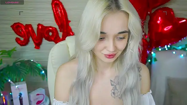 Ashley S online show from February 13, 11:04 pm