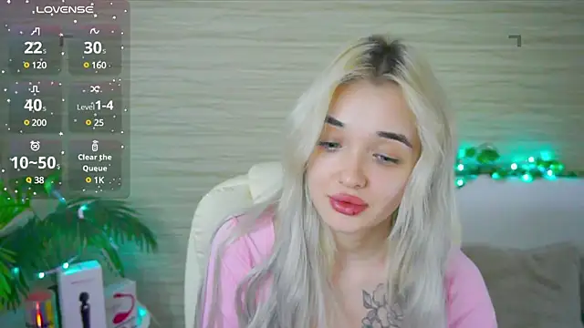 Ashley S online show from March 6, 11:20 pm