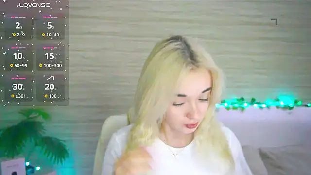 Ashley S online show from October 29, 11:17 pm