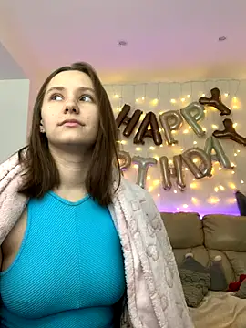 Snapshot of HotCaramellsTV chatting on October 11, 9:08 am HotCaramellsTV online show from October 11, 9:08 am