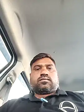 Snapshot of pintuS40 chatting on January 9, 10:52 am pintuS40 online show from January 9, 10:52 am