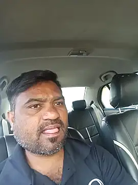 Snapshot of pintuS40 chatting on January 19, 4:33 am pintuS40 online show from January 19, 4:33 am