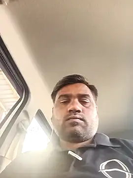 Snapshot of pintuS40 chatting on February 15, 3:52 am pintuS40 online show from February 15, 3:52 am