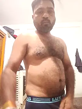 Snapshot of pintuS40 chatting on March 3, 12:37 am pintuS40 online show from March 3, 12:37 am