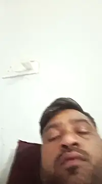 Snapshot of pintuS40 chatting on March 11, 1:05 am pintuS40 online show from March 11, 1:05 am