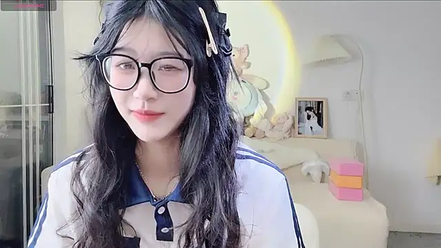 Snapshot of Luminous163 chatting on October 11, 9:41 am Luminous163 online show from October 11, 9:41 am