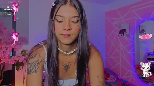 Snapshot of CoralRigan chatting on November 22, 3:38 am CoralRigan online show from November 22, 3:38 am