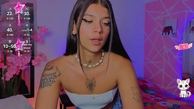 Snapshot of CoralRigan chatting on December 5, 2:42 am CoralRigan online show from December 5, 2:42 am