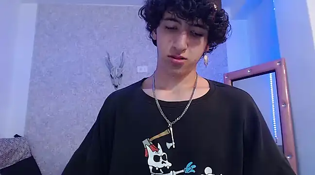 Kerverr  online show from February 13, 4:39 pm