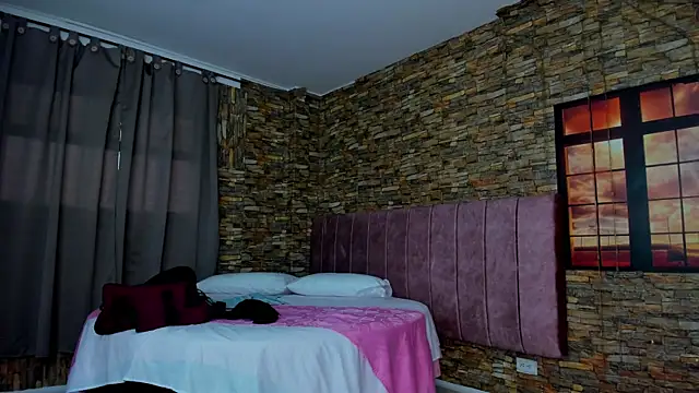 Snapshot of viktorya_xue chatting on February 1, 5:47 pm viktorya xue online show from February 1, 5:47 pm