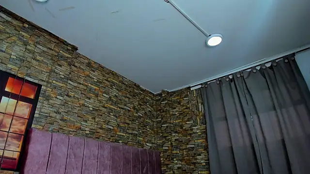 Snapshot of viktorya_xue chatting on February 23, 2:14 pm viktorya xue online show from February 23, 2:14 pm