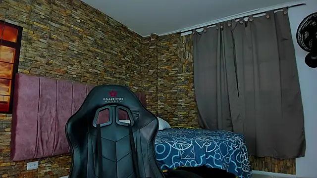 Snapshot of viktorya_xue chatting on March 11, 1:23 pm viktorya xue online show from March 11, 1:23 pm