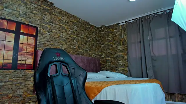 Snapshot of viktorya_xue chatting on March 12, 2:23 pm viktorya xue online show from March 12, 2:23 pm