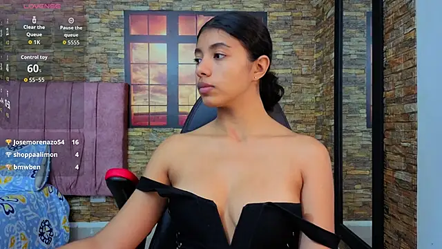 Snapshot of viktorya_xue chatting on November 12, 11:10 am viktorya xue online show from November 12, 11:10 am