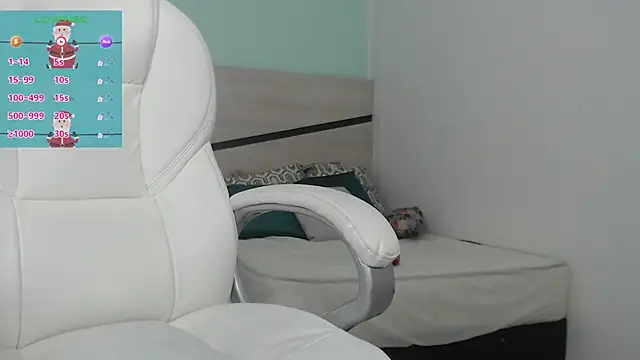 Snapshot of sussy_leon chatting on December 18, 3:55 pm sussy leon online show from December 18, 3:55 pm