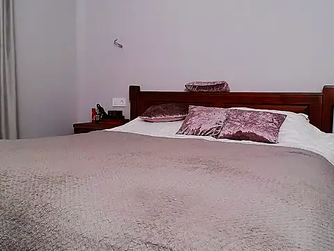 BLUEBLUE SKY online show from October 3, 11:51 am