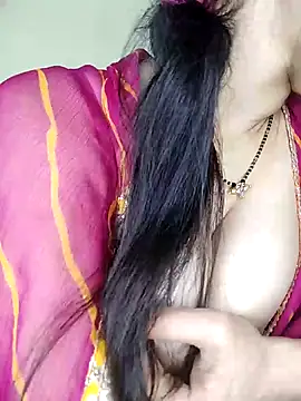 Snapshot of Fair-magic-woman chatting on January 10, 10:25 pm Fair-magic-woman online show from January 10, 10:25 pm