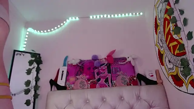 sarawiliamx online show from March 9, 9:46 am