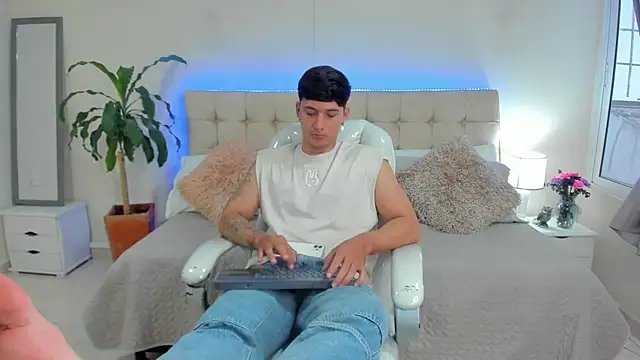 Damian23   online show from January 10, 6:17 pm