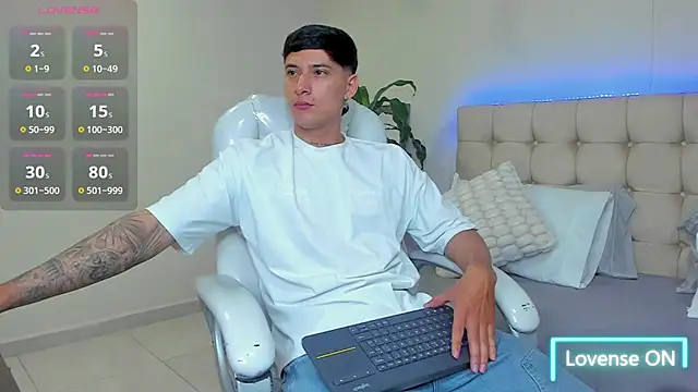 Damian23   online show from February 2, 1:08 pm