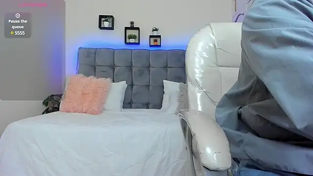 Damian23   online show from March 4, 12:44 pm