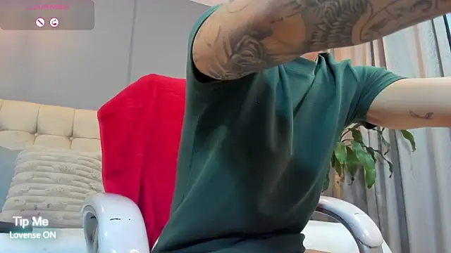 Damian23   online show from October 14, 10:16 am