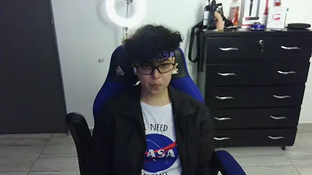 thomascooper7 online show from January 28, 1:50 am