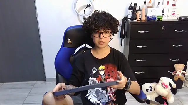 thomascooper7 online show from September 12, 6:30 pm