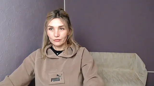  sexy lady online show from February 12, 1:06 pm