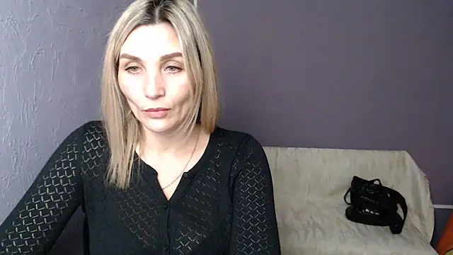  sexy lady online show from February 14, 5:14 pm