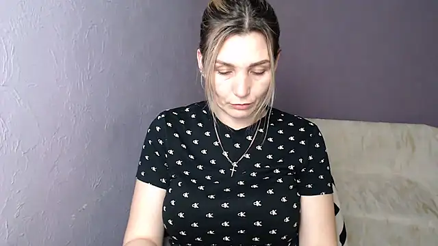  sexy lady online show from February 27, 1:49 pm