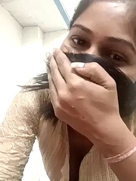 Rajni-Mehra online show from March 8, 3:39 am