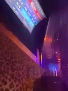 Snapshot of miamiworld chatting on December 16, 6:32 am miamiworld online show from December 16, 6:32 am