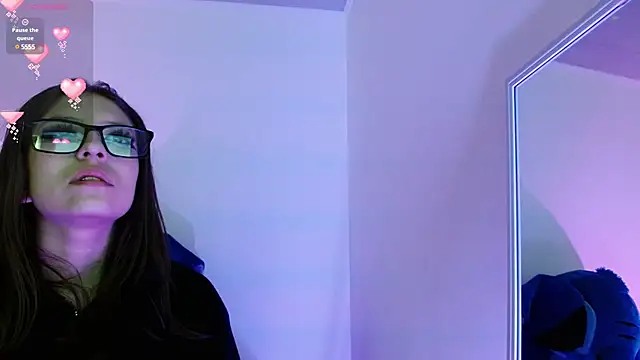 Aurora blossom   online show from January 31, 1:12 pm