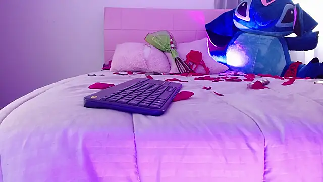 Aurora blossom   online show from February 14, 5:03 pm