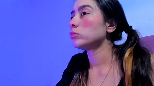 teffy lee online show from December 3, 11:02 pm