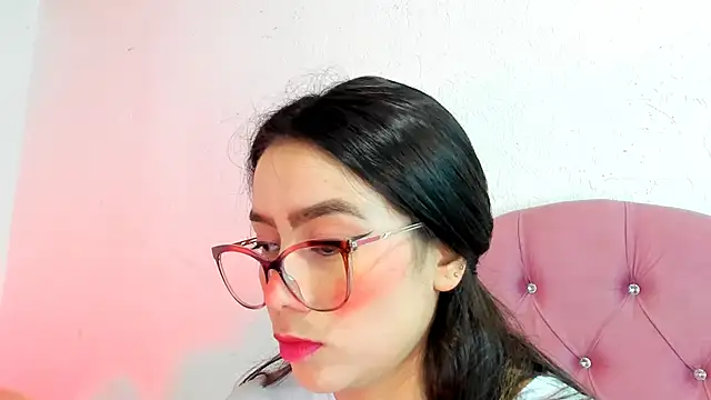 teffy lee online show from December 9, 8:01 pm