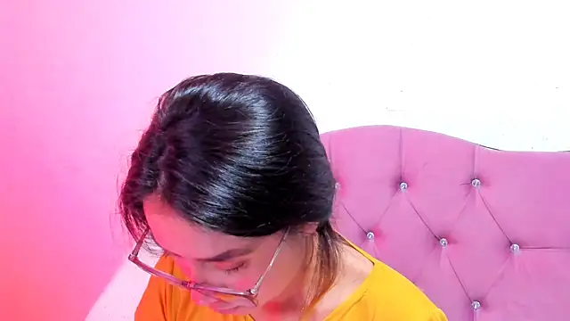 teffy lee online show from December 13, 11:06 pm