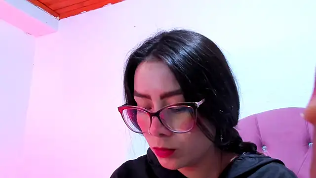 teffy lee online show from January 14, 8:37 pm