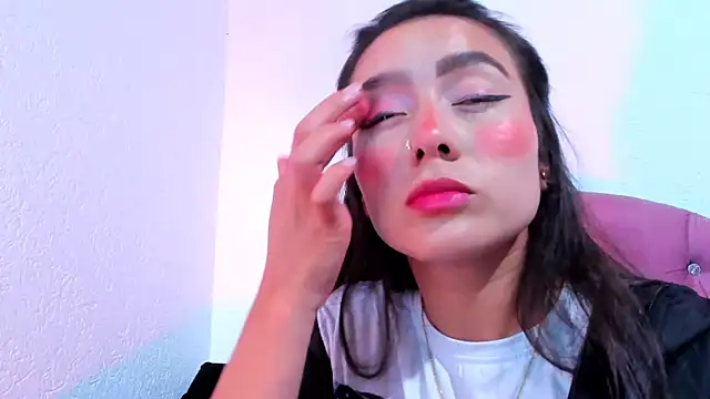 teffy lee online show from March 13, 8:22 pm