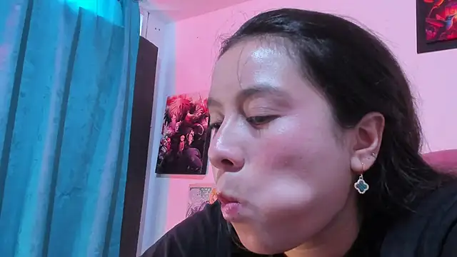 teffy lee online show from October 3, 8:39 pm