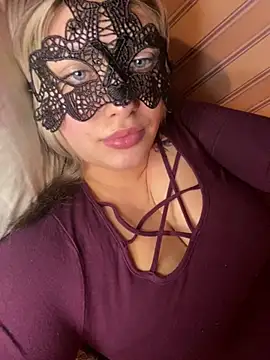 69Laura696 online show from March 2, 4:53 pm