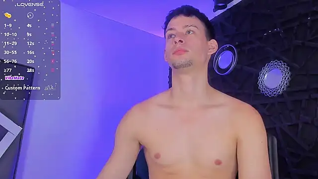 Snapshot of JadeSmiith_ chatting on January 9, 9:16 pm JadeSmiith online show from January 9, 9:16 pm