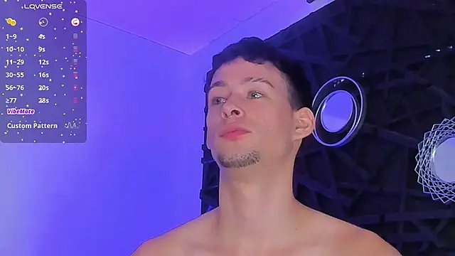 Snapshot of JadeSmiith_ chatting on January 10, 12:17 am JadeSmiith online show from January 10, 12:17 am