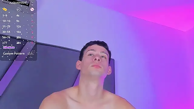 Snapshot of JadeSmiith_ chatting on January 15, 12:41 am JadeSmiith online show from January 15, 12:41 am