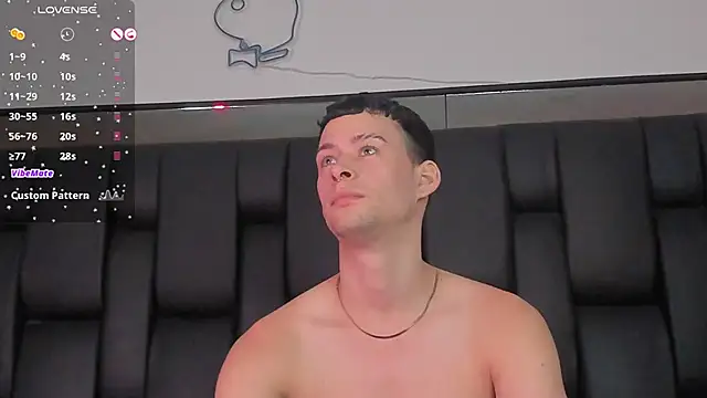 Snapshot of JadeSmiith_ chatting on January 31, 10:31 pm JadeSmiith online show from January 31, 10:31 pm