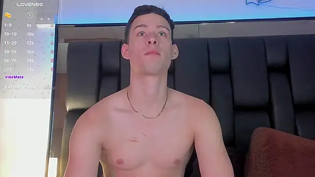 Snapshot of JadeSmiith_ chatting on February 11, 8:42 pm JadeSmiith online show from February 11, 8:42 pm