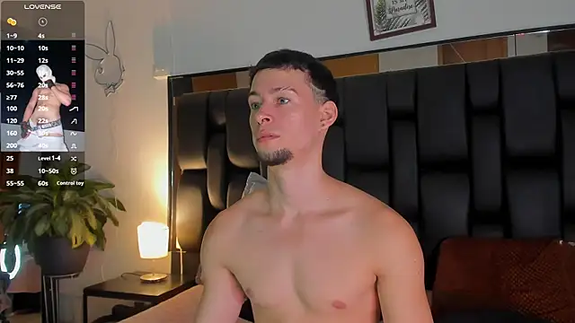 Snapshot of JadeSmiith_ chatting on September 9, 10:42 pm JadeSmiith online show from September 9, 10:42 pm